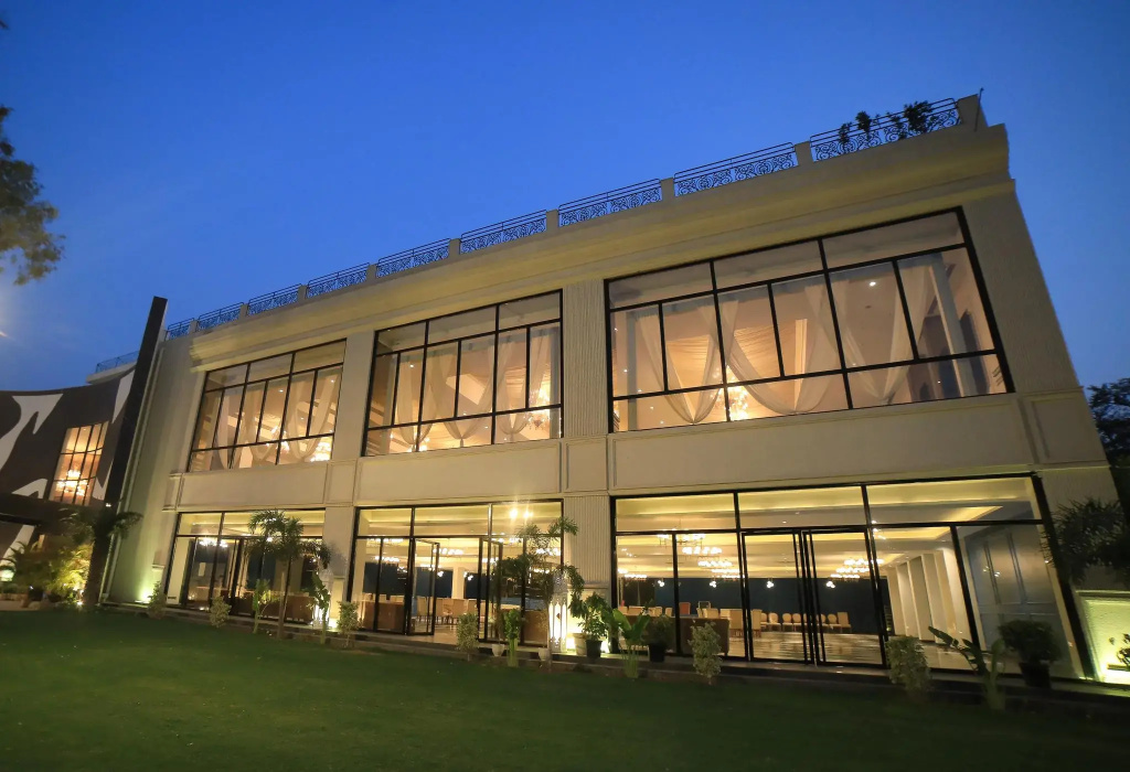 Park Boulevard Hotel