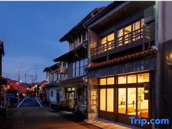 Wannyan Resort KURAYOSHI Bettei Aoimachi