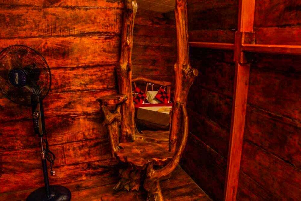 Sigiri Choona Lodge