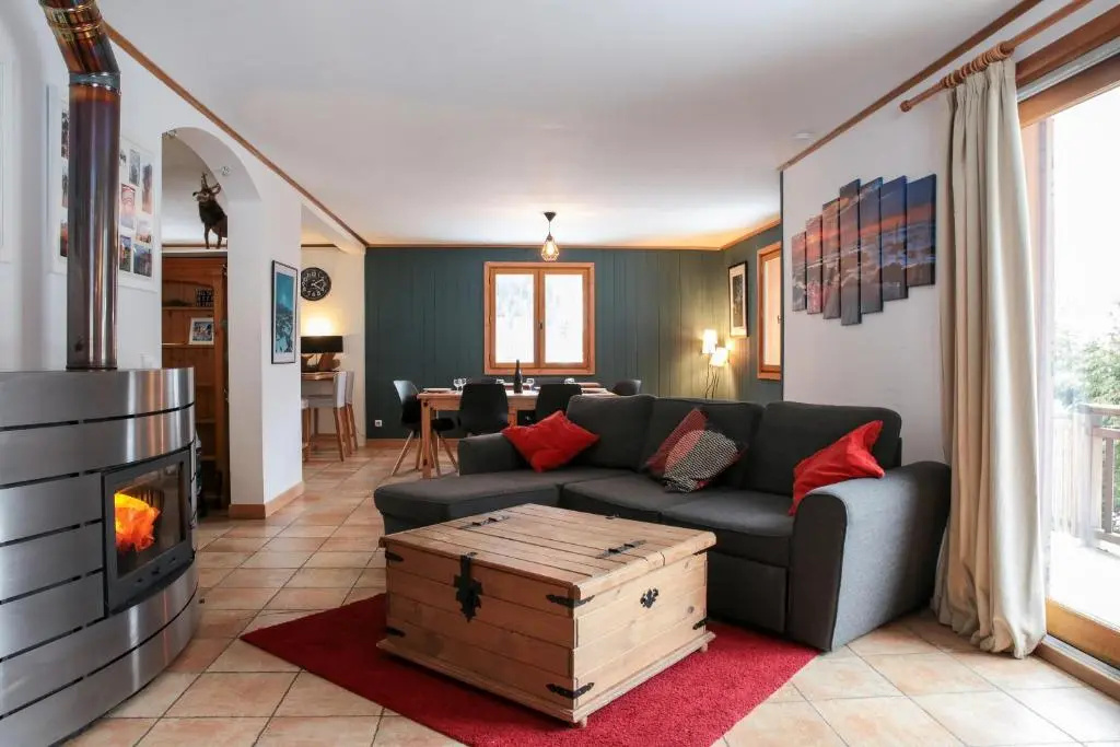 Voir la photo 4 — Chamonix Large Chalet, Sleeps 12, 200m2, 5 Bedroom, 4 Bathroom, Garden, Jacuzzi, Sauna