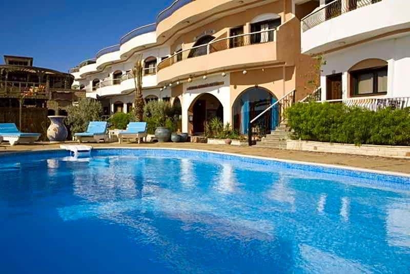 Coral Coast Hotel