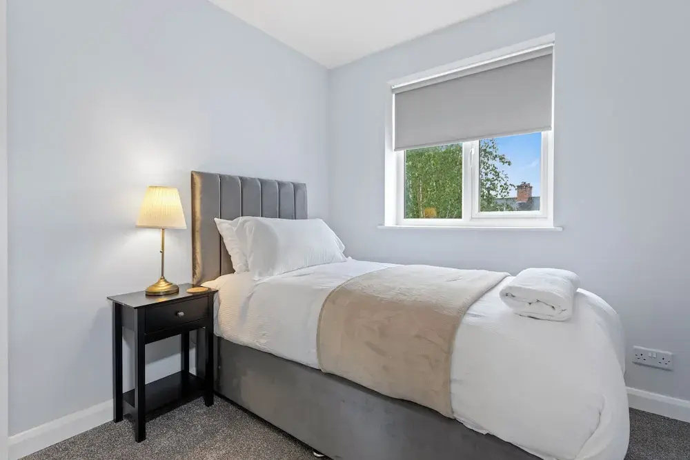 Single Apartment (single bed)