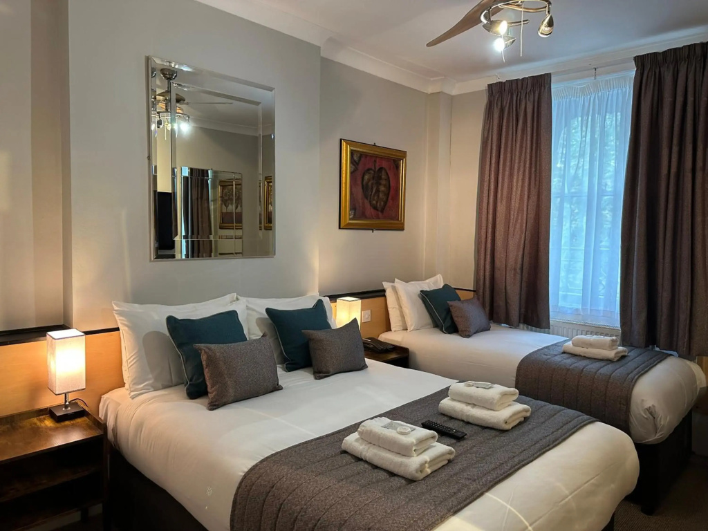 Tudor Court Hotel - Général