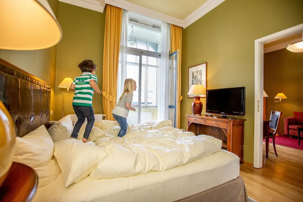 Deluxe Suite with balcony