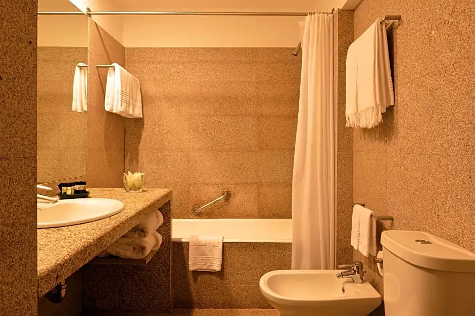 Pousada Mosteiro de Guimarães - Monument Hotel - Chambres