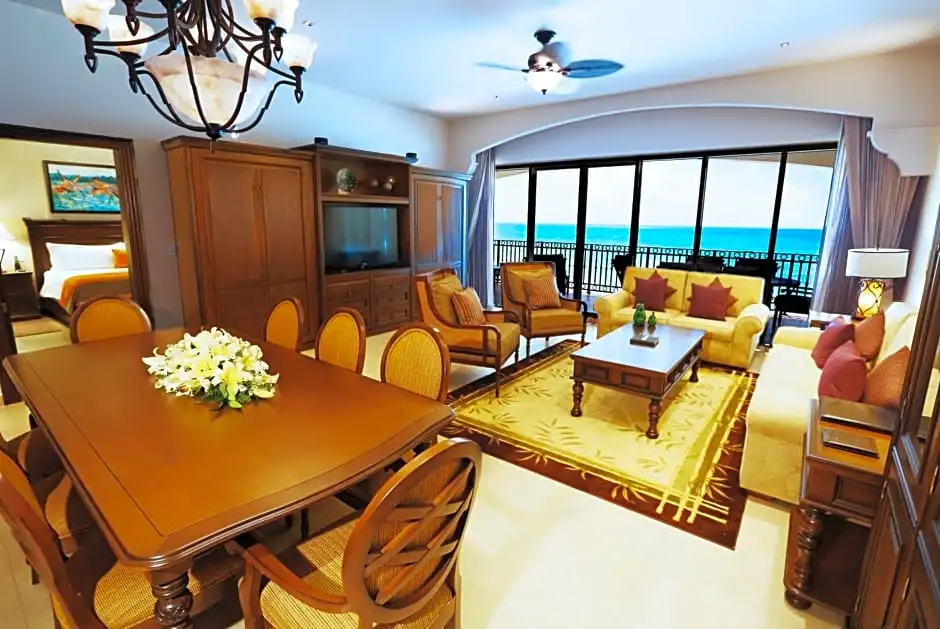 1 Bedroom Double Suite beachfront (full double bed)
