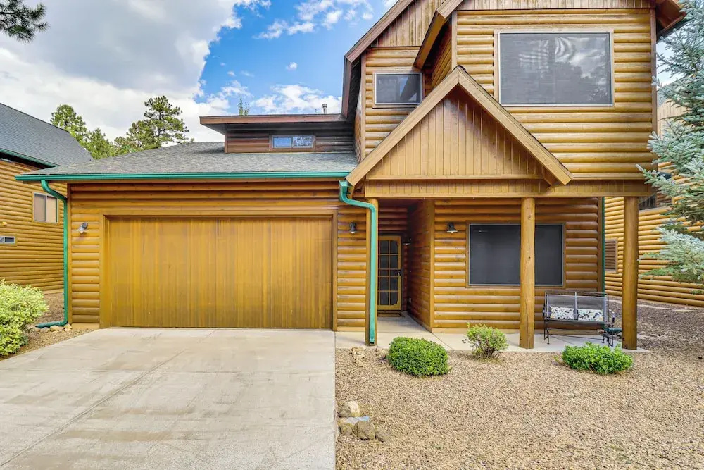 Pinetop Lakes Golf Club Cabin w/ Central A/C