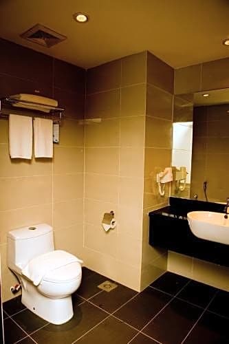 Hotel Sixty3