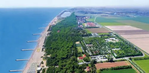 Beach & Waterfront