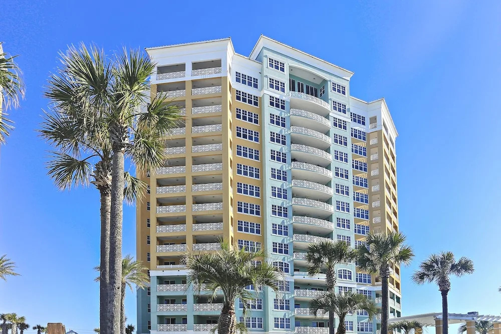En Soleil 1111 East by Best Beach Getaways