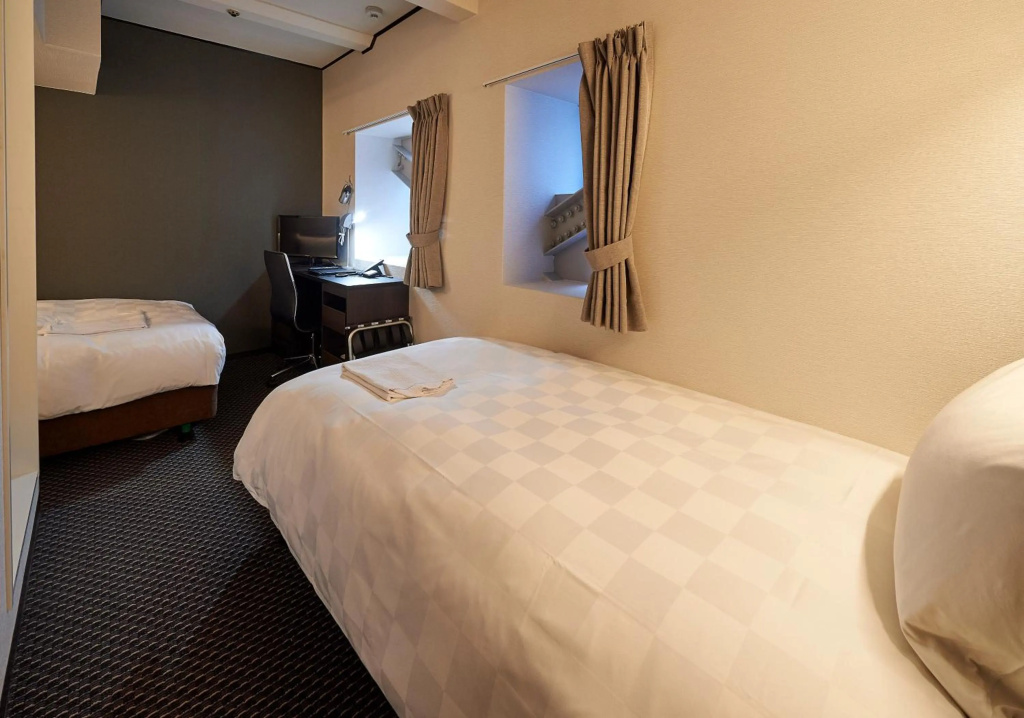 Hotel Consort Shin-Osaka — 5