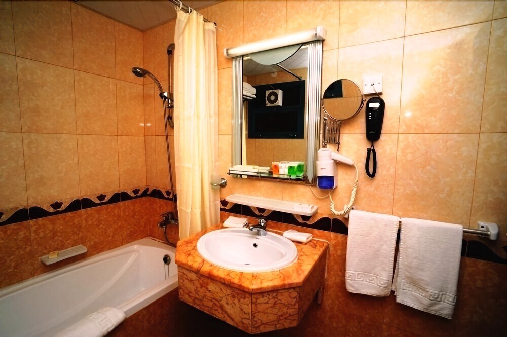AL JAZEERA ROYAL HOTEL by null
