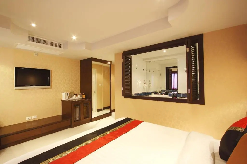 Rayaburi Hotel Patong - Chambres