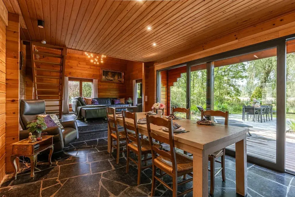 Huswell - Tranquil Retreat Cozy Chalet in the Heart of Urse - фото 12