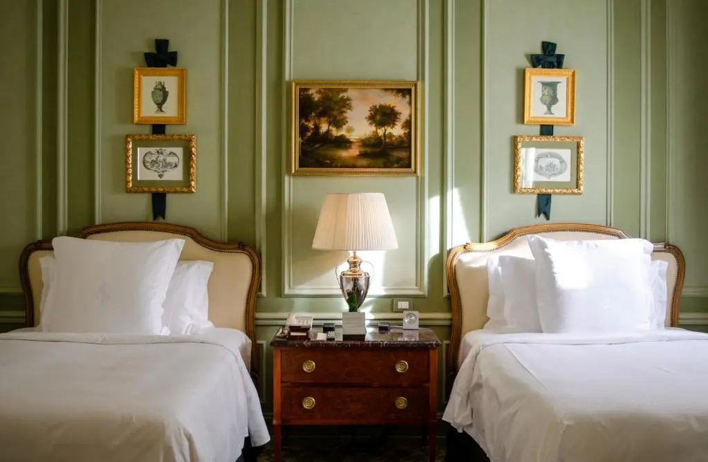 (1)Four Seasons Twin Junior Suite (twin beds) at Four Seasons Hotel Firenze in Florence
