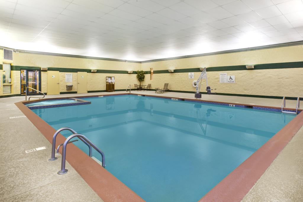 Holiday Inn & Suites Bolingbrook by IHG - Général
