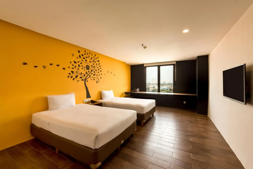 Yellow Bee Tangerang - Général