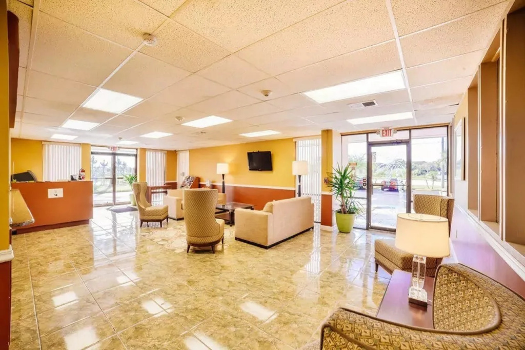 Lobby & Reception