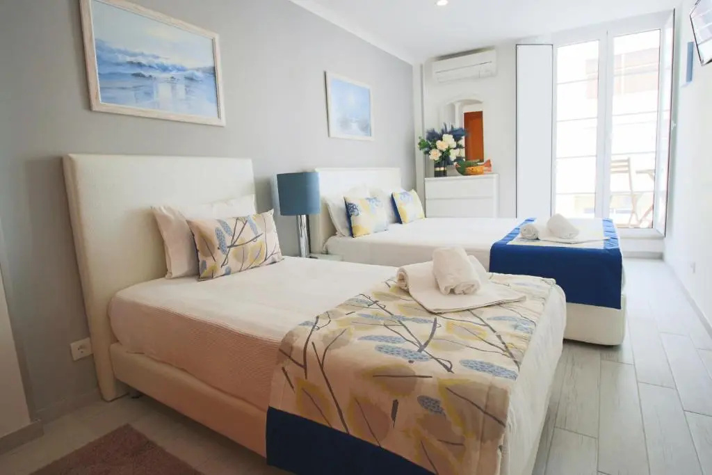 Holidays Nazaré marginal - Chambres