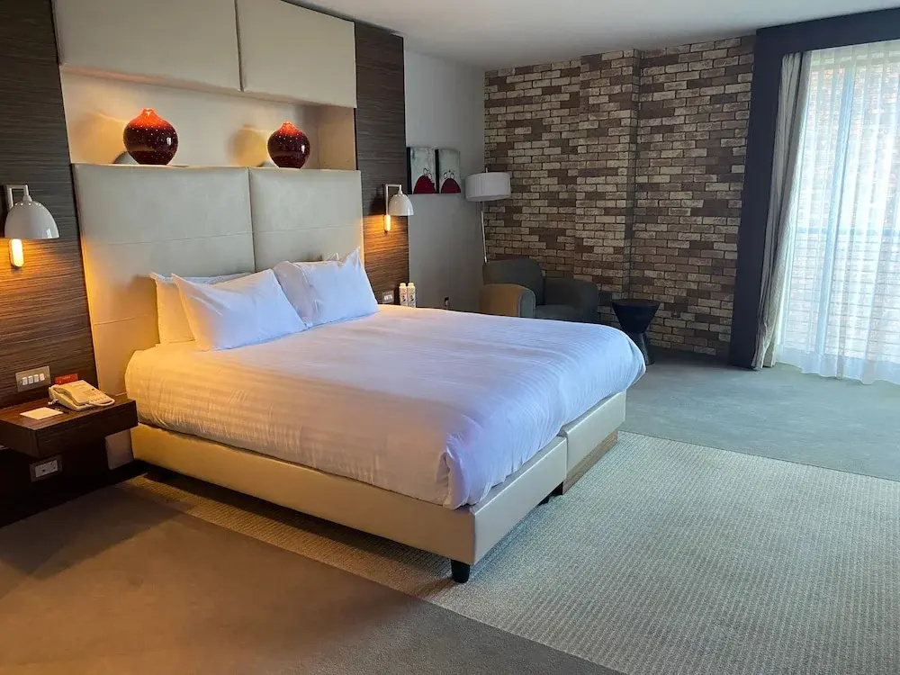 Standard Double room (full double bed)
