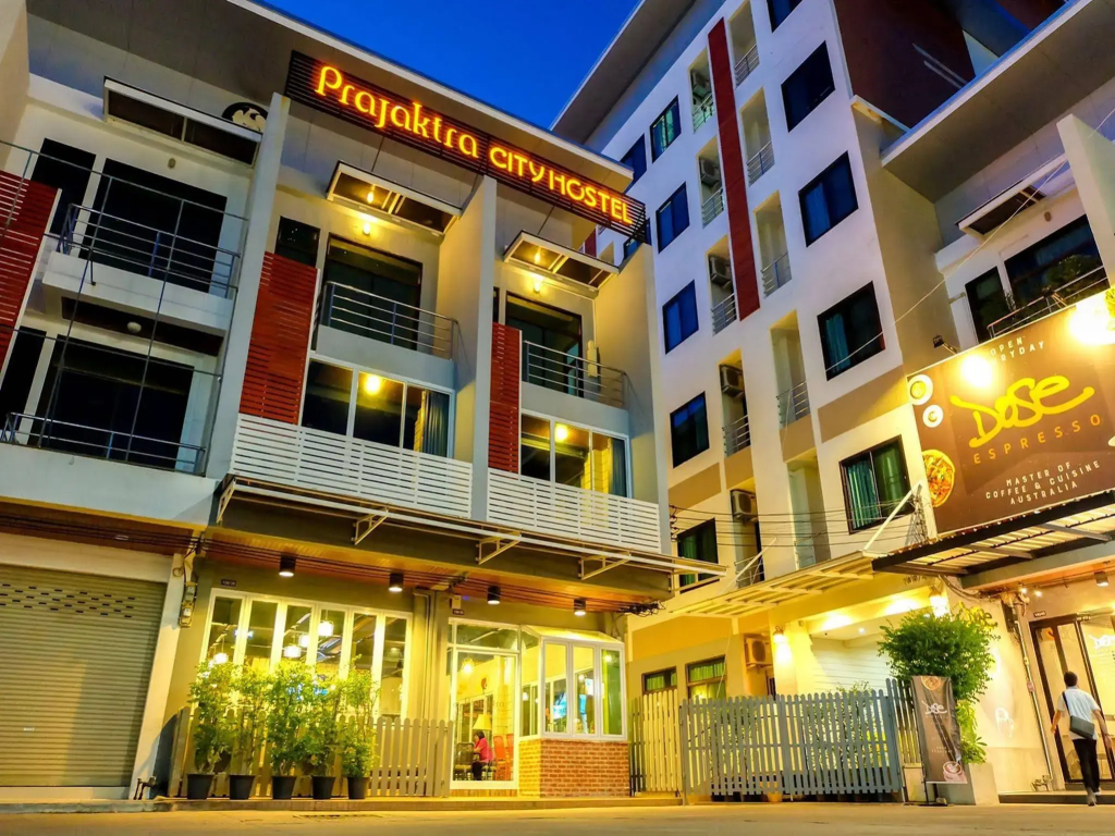 Prajaktra City Hostel - фото 33