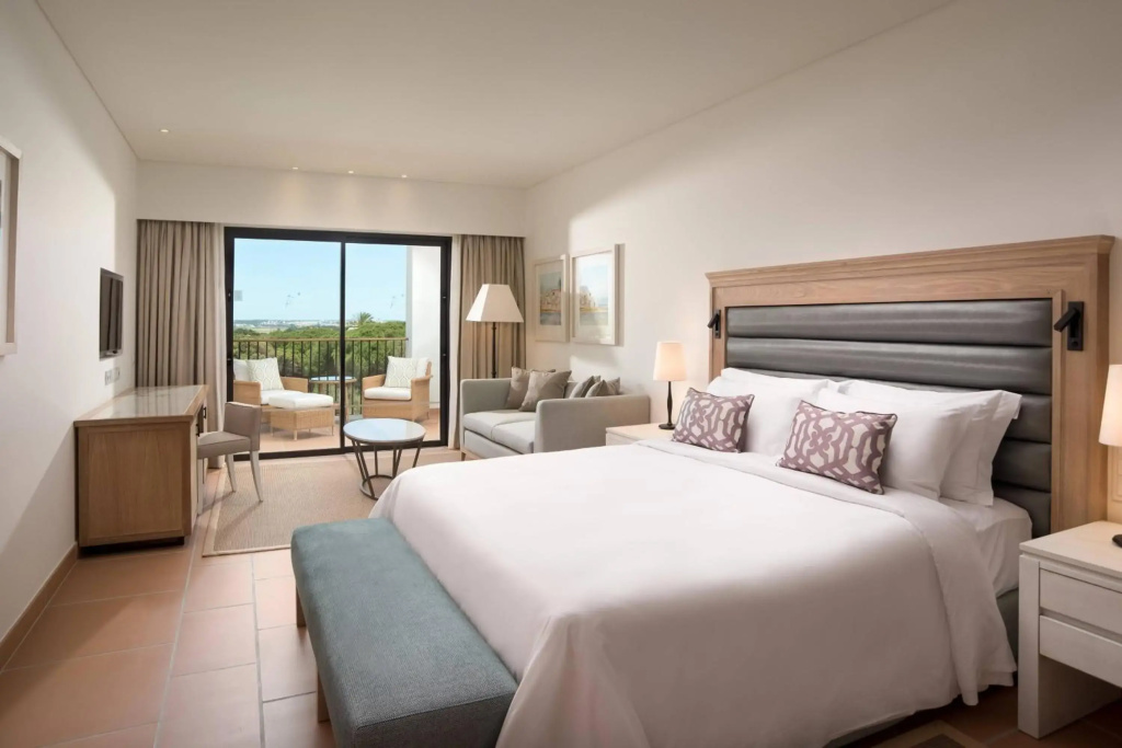 Pine Cliffs Ocean Suites, a Luxury Collection Resort & Spa - фото 46