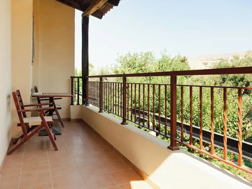 Amnisiades Apartments