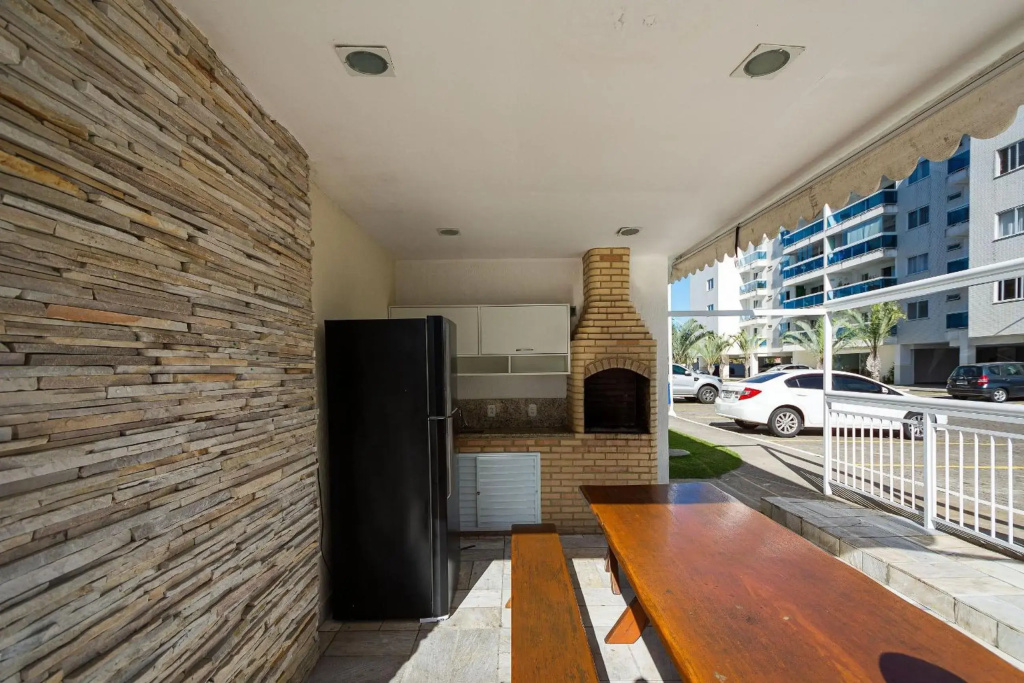 Apto alto padrão 200 m da praia de Costazul - WIFI 200MB - Piscina - Área kids - Netflix - 3 Quartos - Garagem - Cozinha equipada - Churrasqueira - Portaria 24h