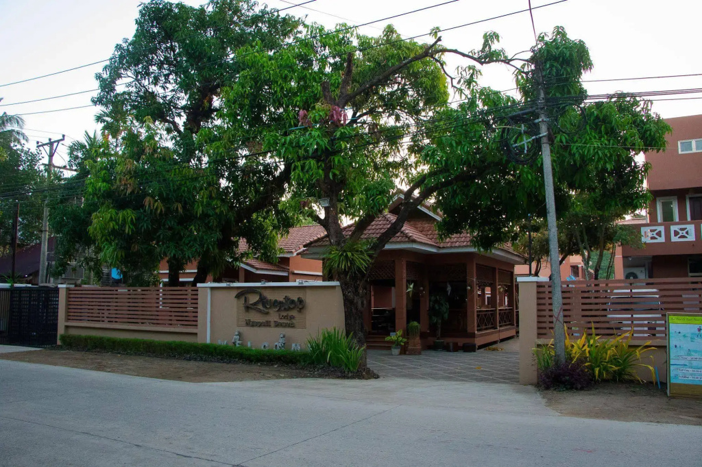 River Top Lodge