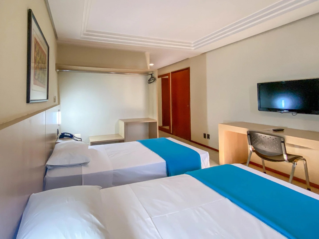 Crystal Plaza Hotel photo 4