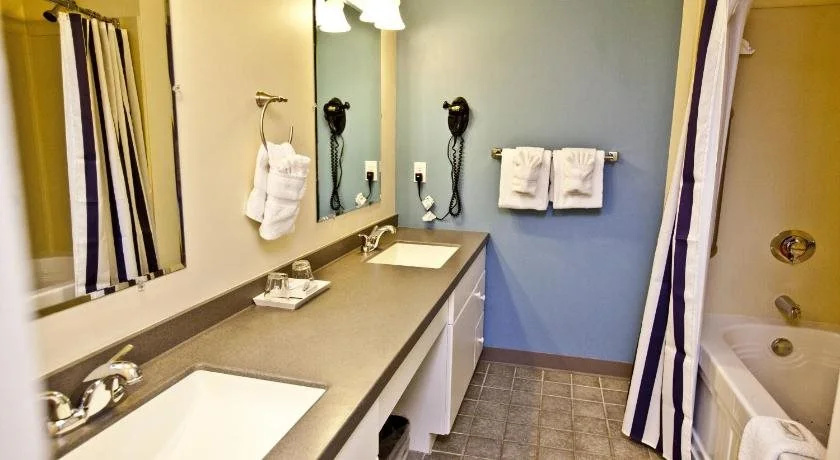 Oceancliff Resort I & II - Général
