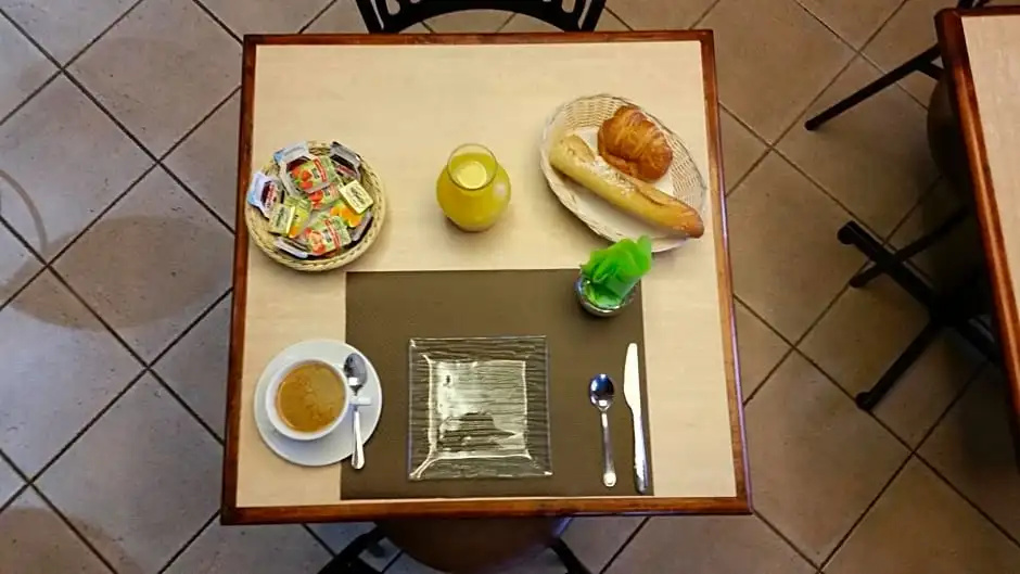 Afficher la photo 8 — Hostellerie des Colonnes