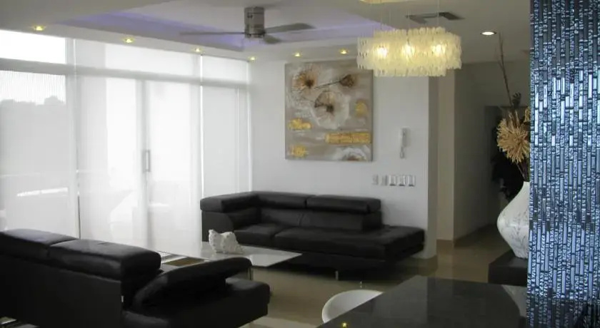Casablanca Mompiche