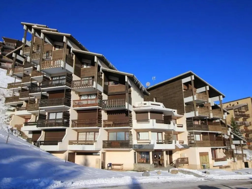 Voir la photo 1 — Appartement Auris, 1 pièce, 2 personnes - FR-1-297-33