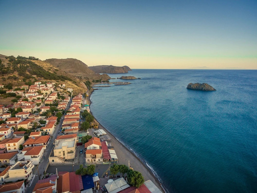 Beach & Waterfront
