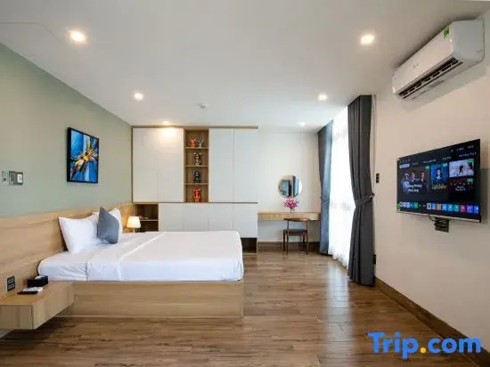 Deluxe Studio with balcony and with city view