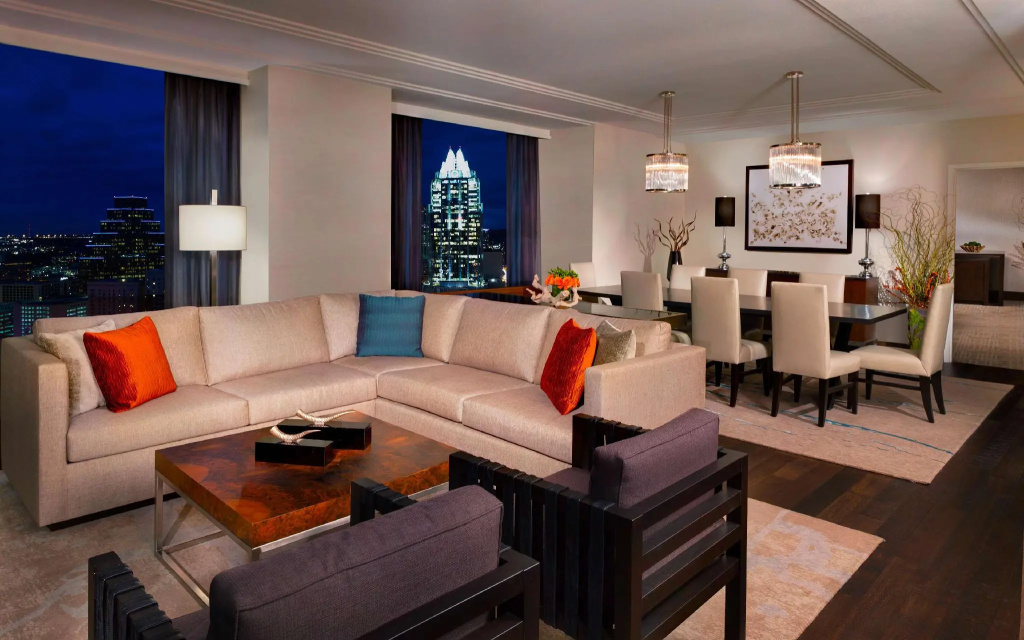 Presidential Accessible Double Suite (full double bed)