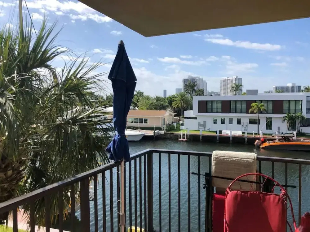 Golden Isles Suite 315
