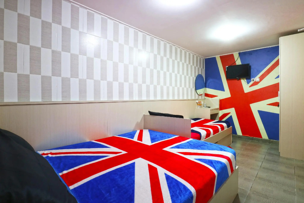 Standard Triple room