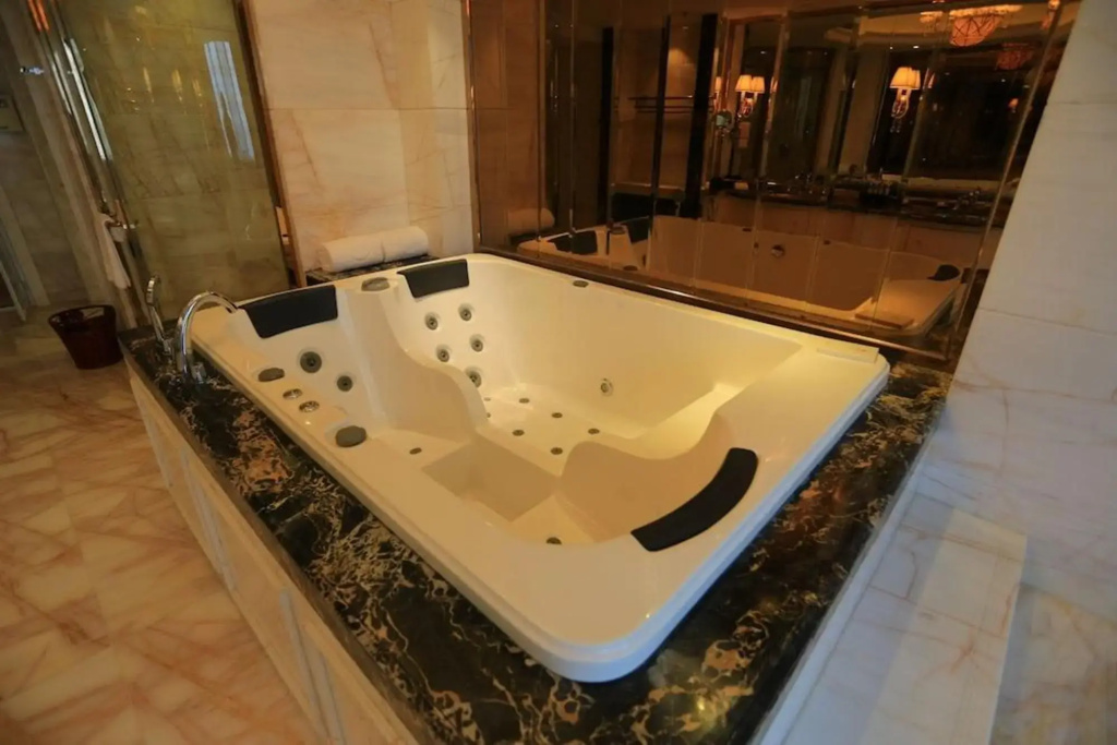 Baoji Jianguo Hotel - фото 21