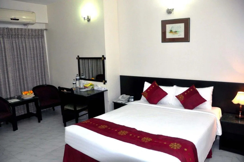 Quality Inn — 4