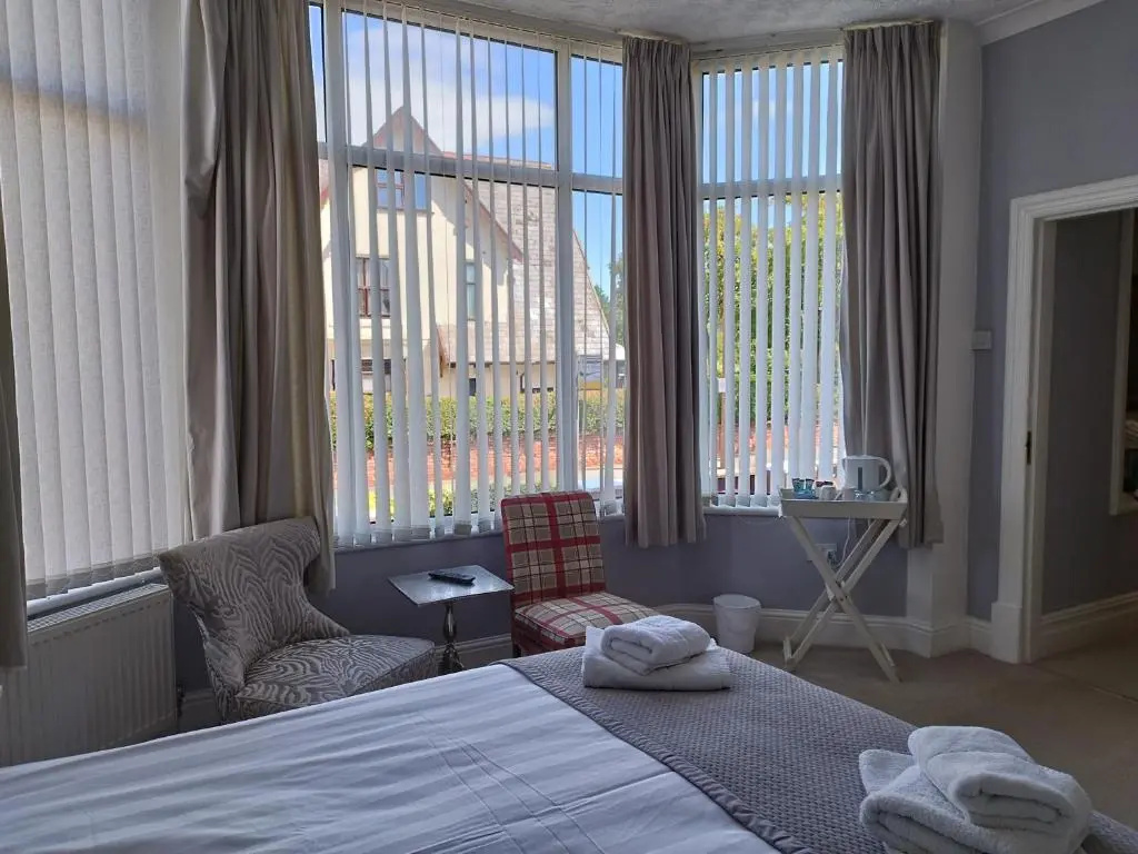 The Monarch Hotel - Chambres
