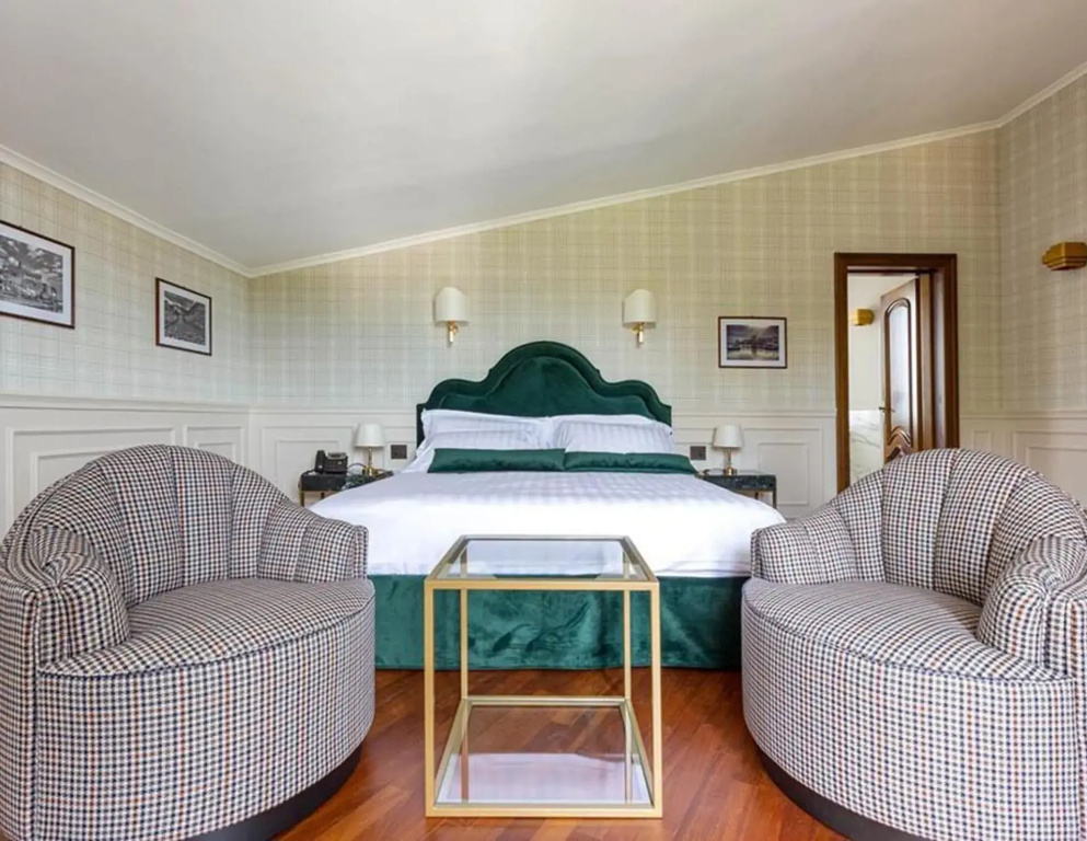 Hotel photo 12