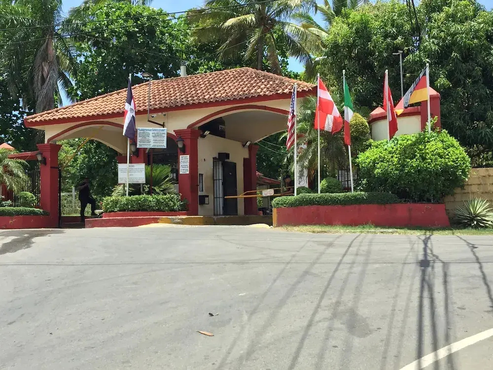 CortLang Vacation Rentals Costambar