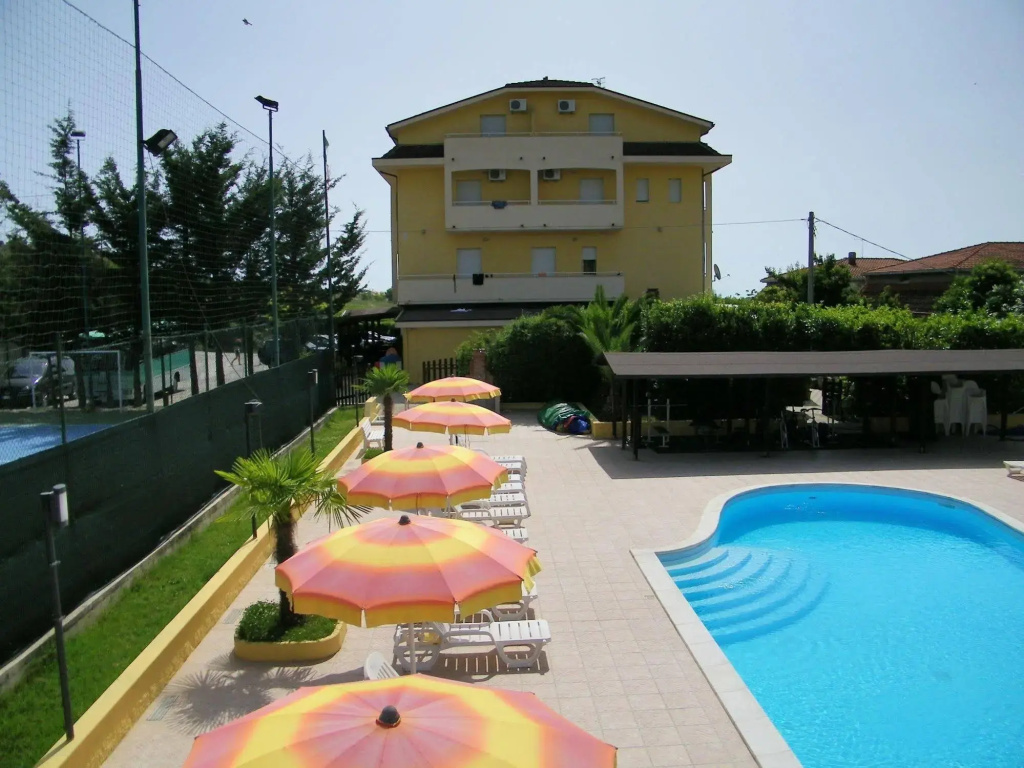 Hotel photo 13