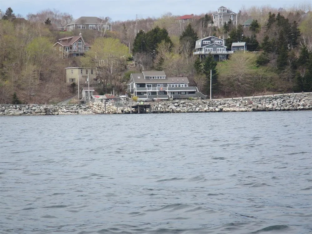 Beach & Waterfront