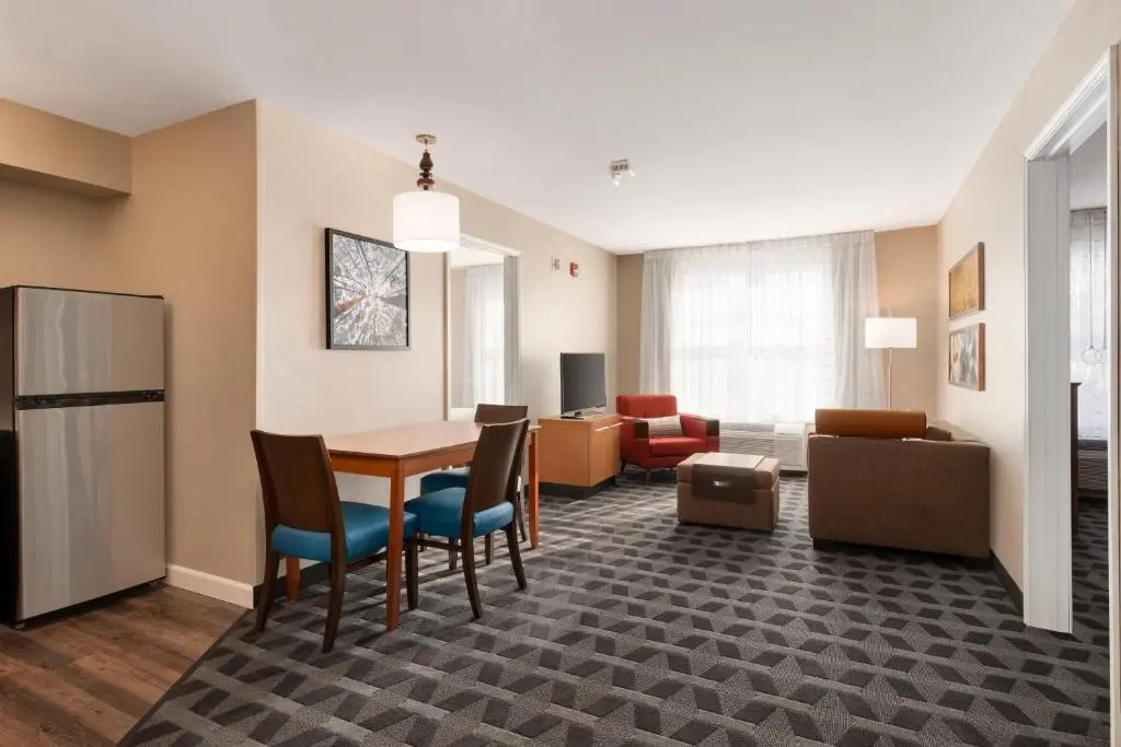 TownePlace Suites by Marriott Springfield - Chambres