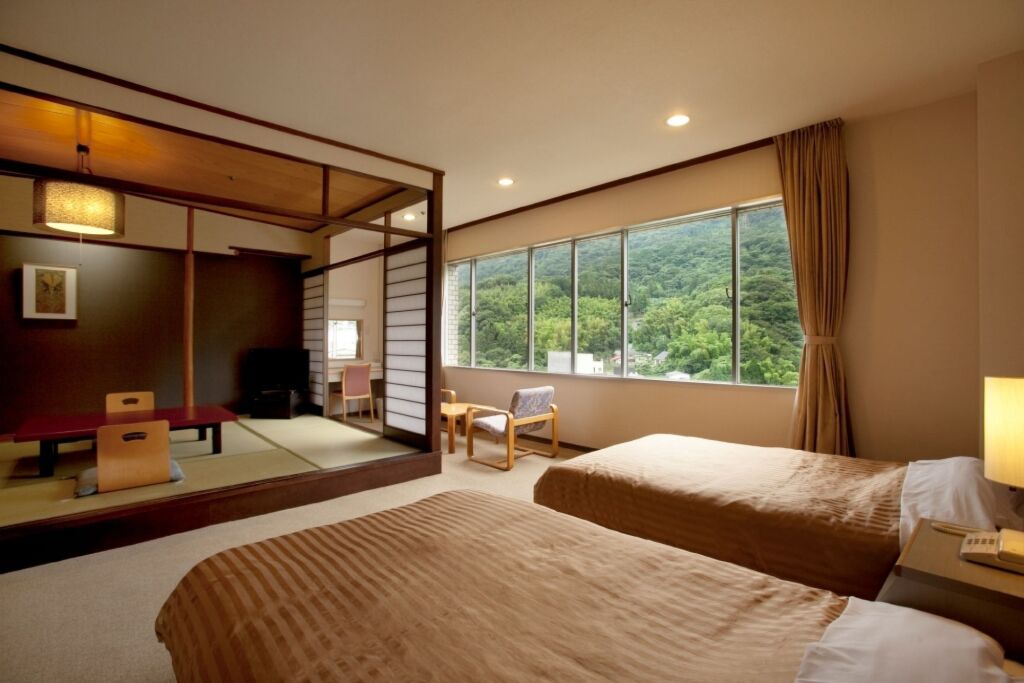 Suginoi Hotel by null