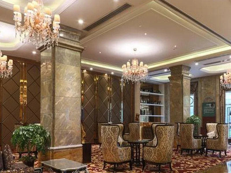 Lobby & Reception
