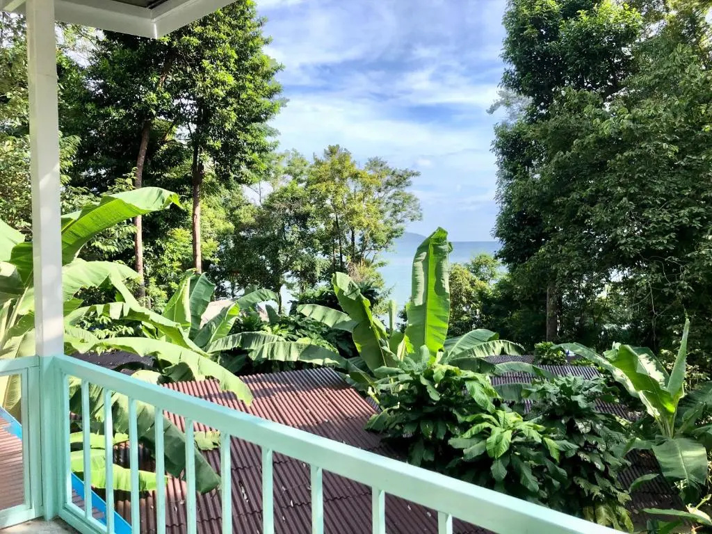 2 Bedrooms Bungalow